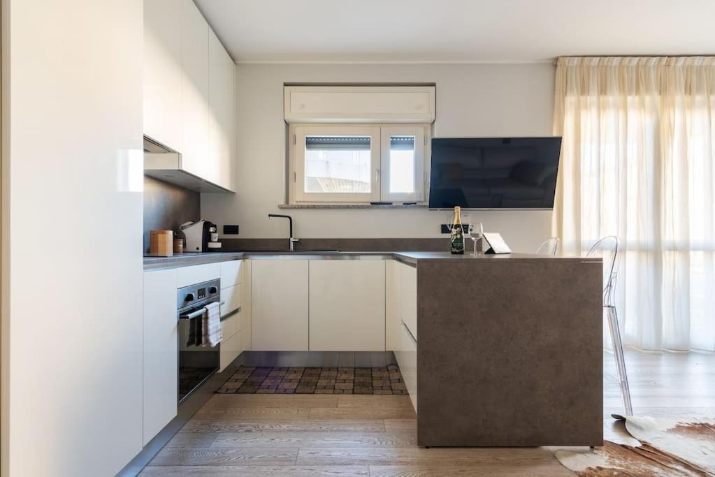Bezzi Flexyrent A.C. Wifi Apartment Milan Exterior photo
