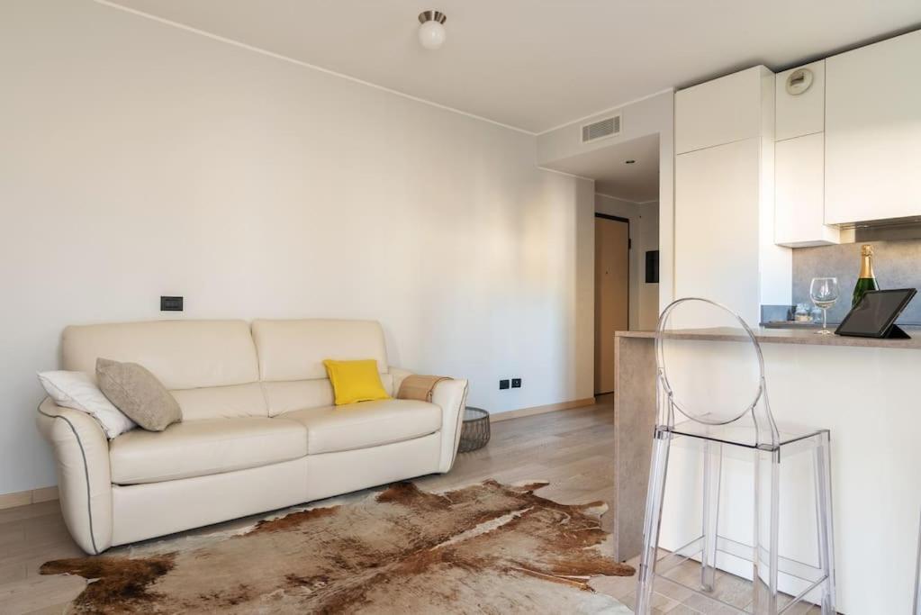 Bezzi Flexyrent A.C. Wifi Apartment Milan Exterior photo